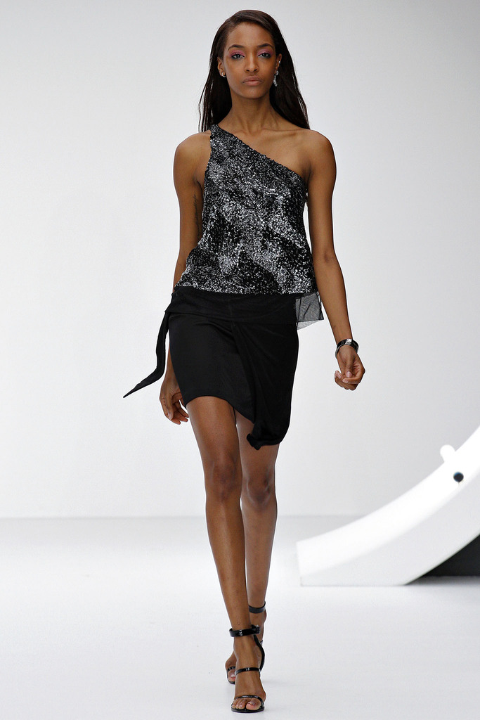 Topshop Unique 2013DƬ