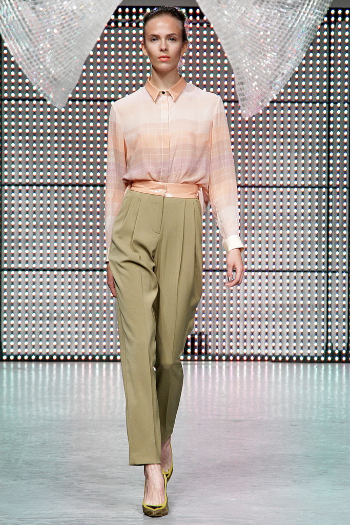 Antipodium 2013DƬ