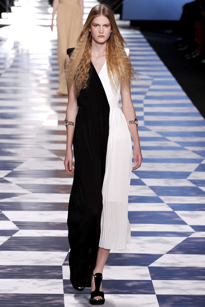 Viktor & Rolf 2013DƬ