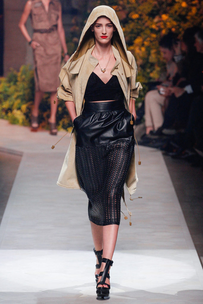 Loewe 2013DƬ