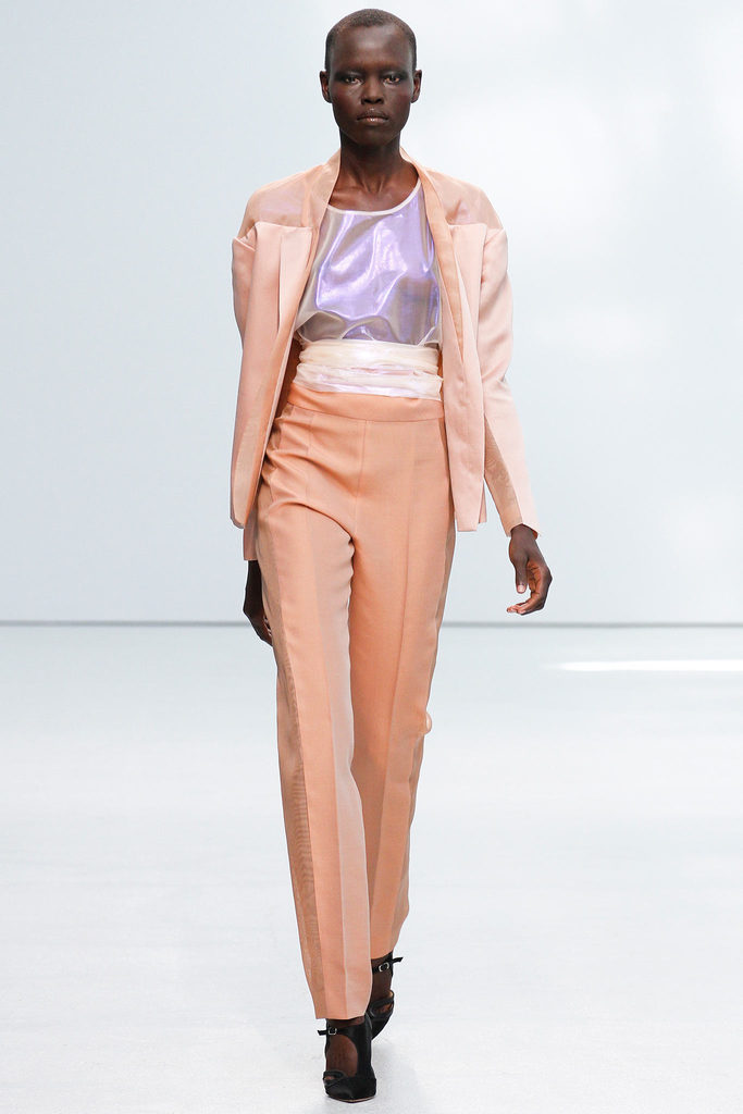 Anne Valerie Hash 2013(chng)DƬ