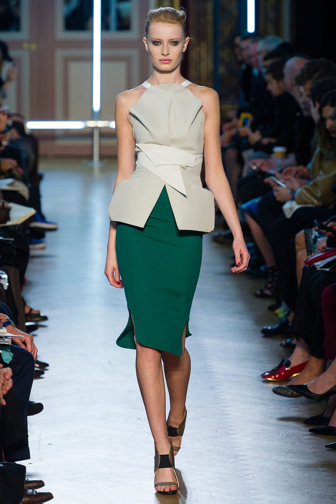 Roland Mouret 2013DƬ