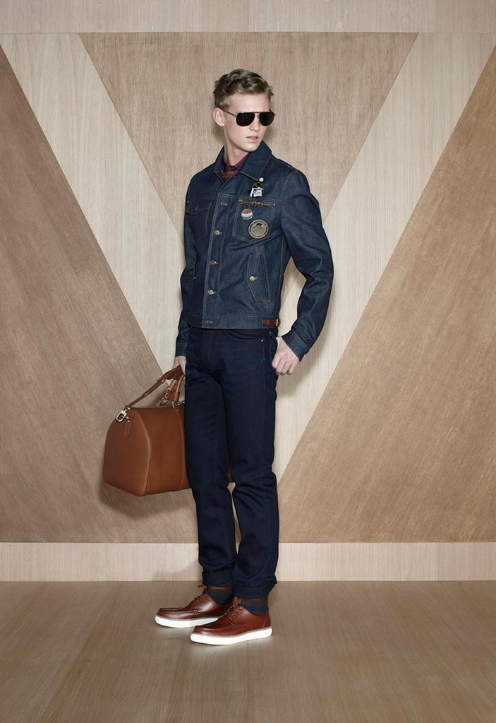 Louis Vuitton 2012ﶬbLookbookDƬ