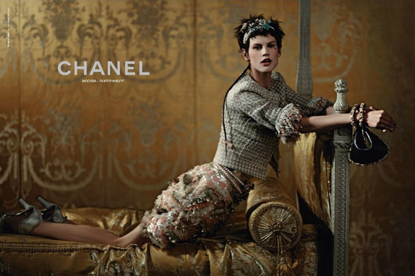 Chanel 2013紺ȼϵЏVDƬ