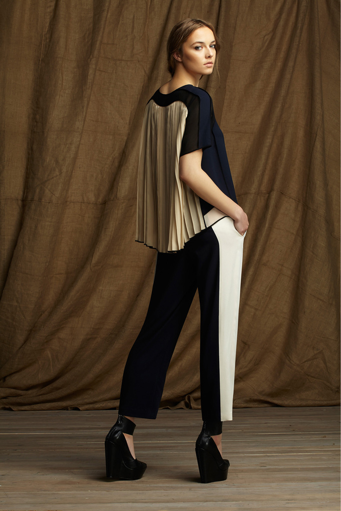 BCBG Max Azria 2013DDƬ