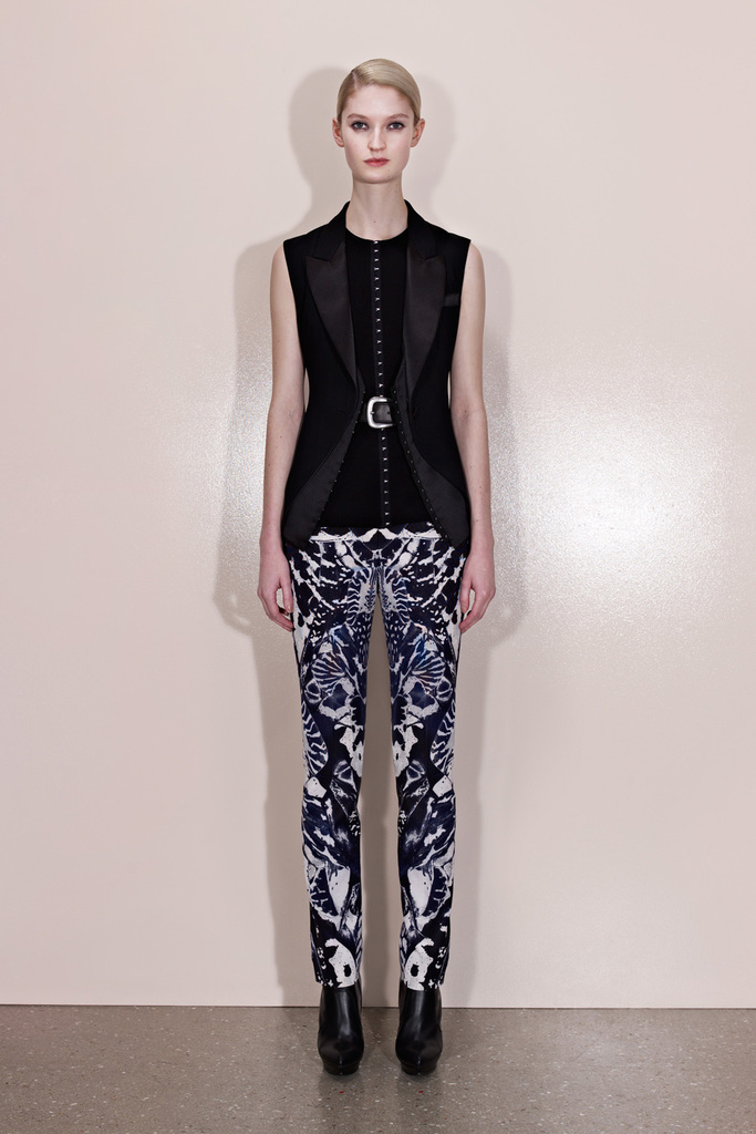 McQ 2013DDƬ