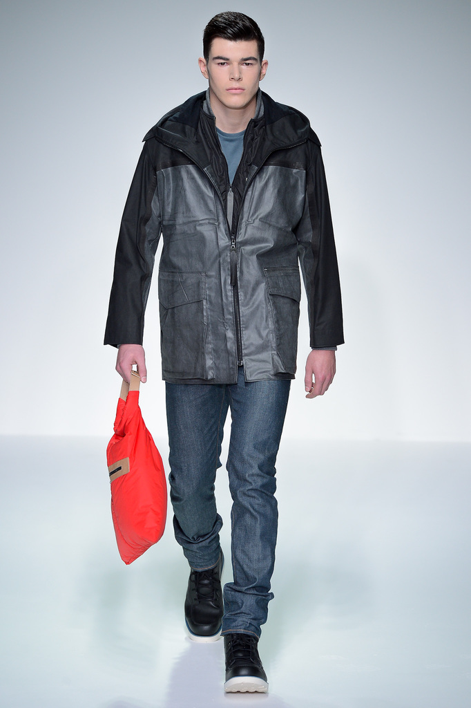 Christopher Raeburn 2013ﶬb(chng)DDƬ
