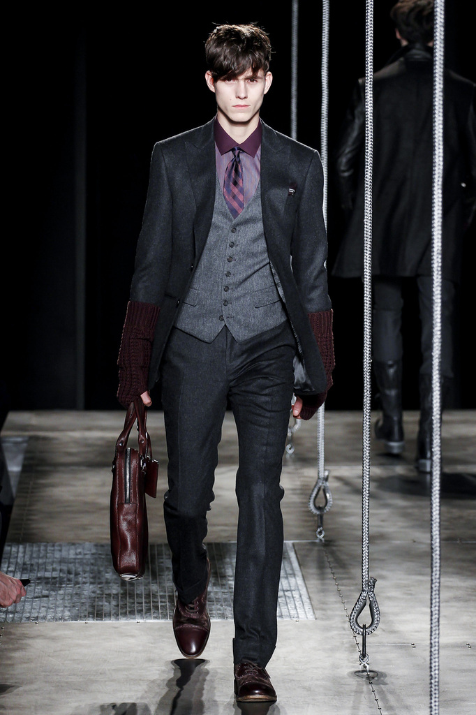 John Varvatos 2013ﶬbDDƬ
