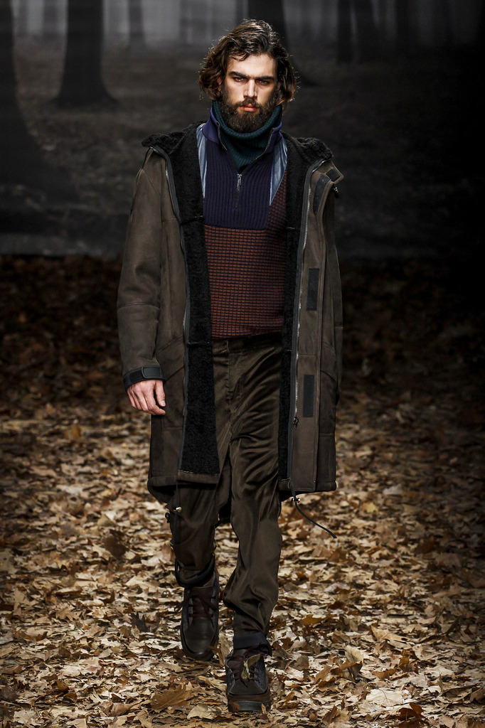 Trussardi 2013ﶬbDDƬ