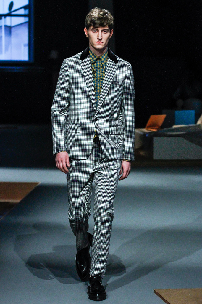 Prada 2013ﶬbDDƬ