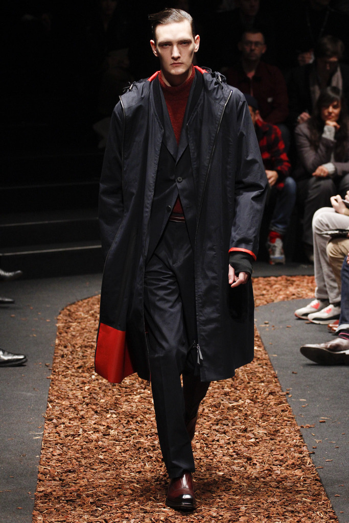Z Zegna 2013ﶬbDDƬ