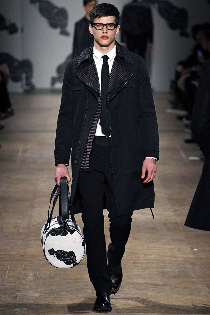 Viktor & Rolf 2013ﶬbDDƬ