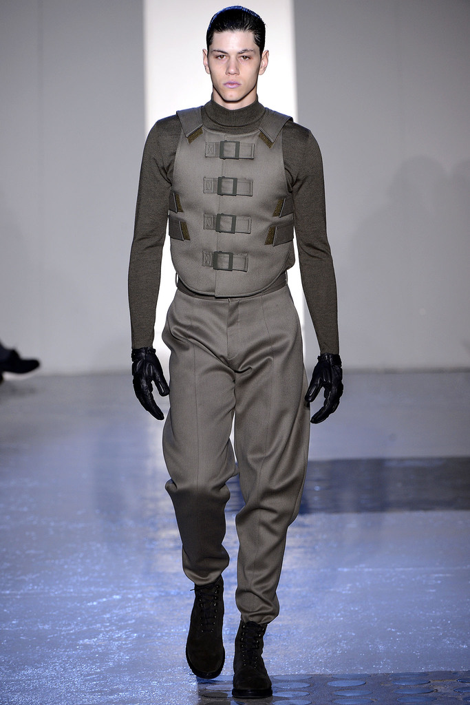 Mugler 2013ﶬbDDƬ