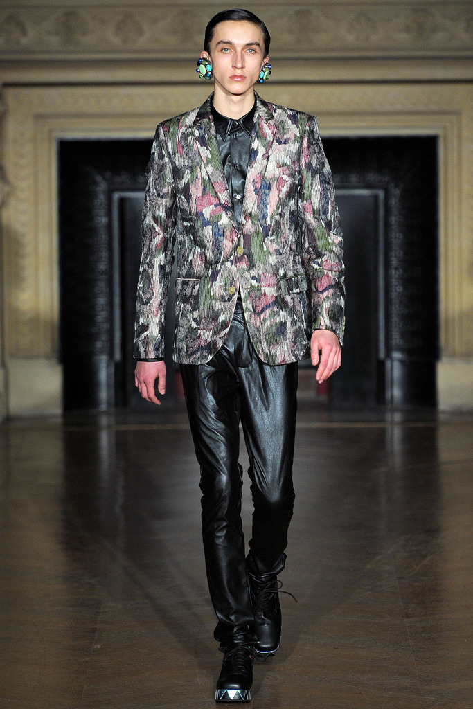 Walter Van Beirendonck 2013ﶬbDDƬ