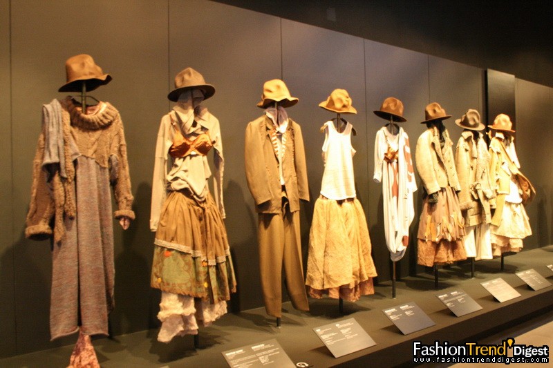 Vivienne Westwood世界巡回時裝展香港站 