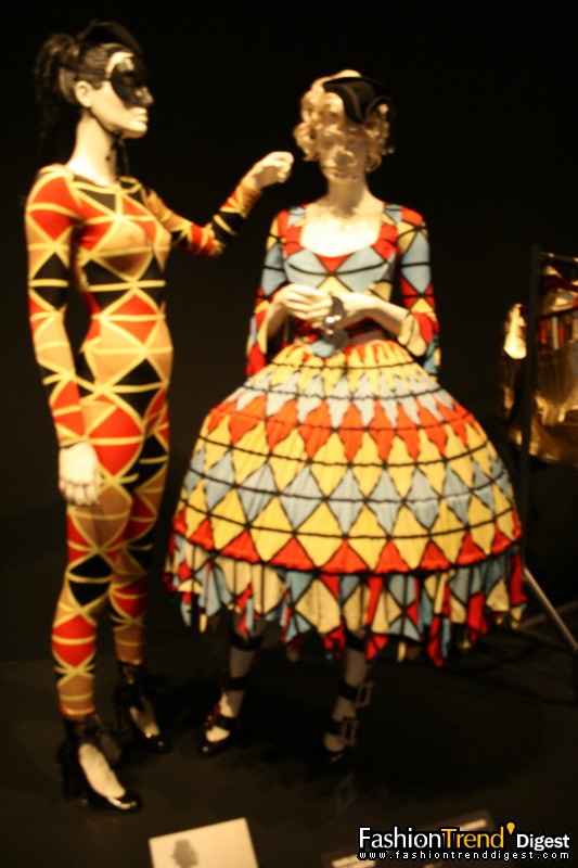 Vivienne Westwood世界巡回時裝展香港站 