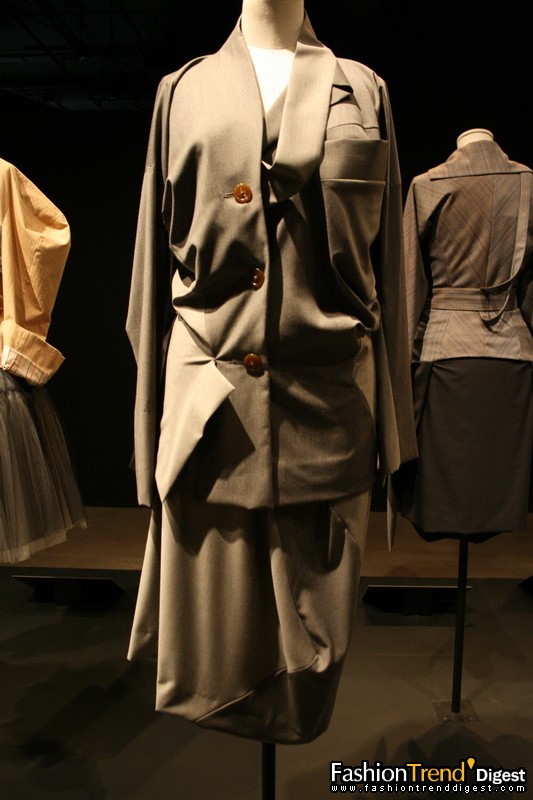 Vivienne Westwood世界巡回時裝展香港站 