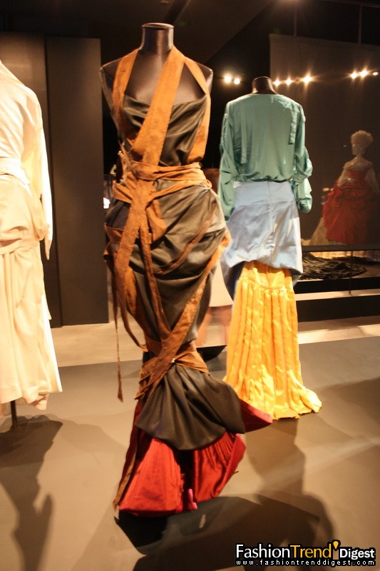 Vivienne Westwood世界巡回時裝展香港站 