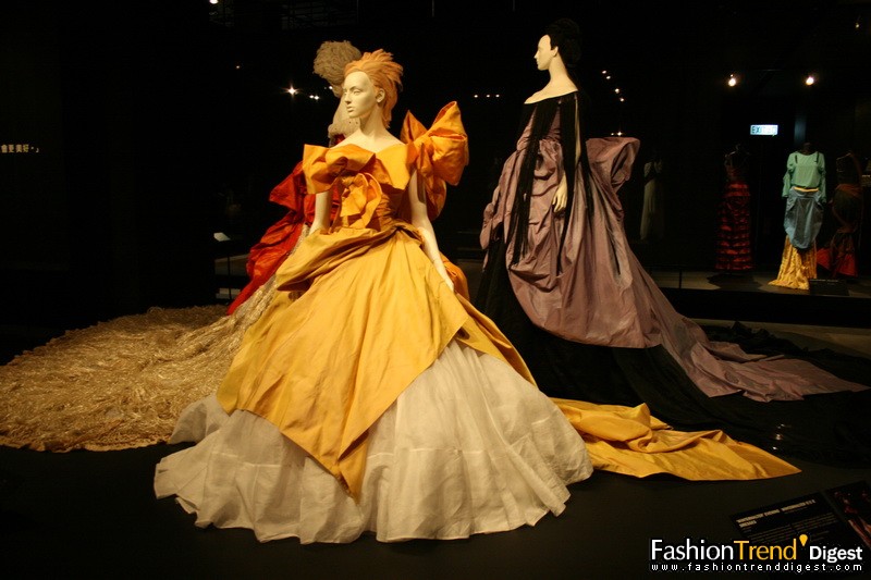 Vivienne Westwood世界巡回時裝展香港站 