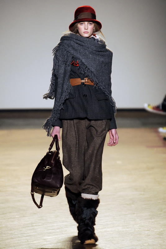Marc by Marc Jacobs 09ﶬDƬ