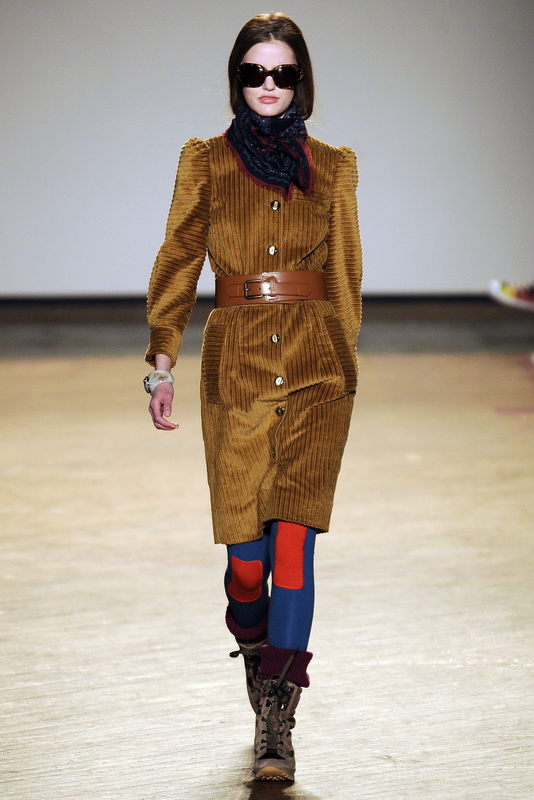 Marc by Marc Jacobs 09ﶬDƬ
