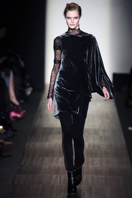 Max Azria Collection 09ﶬDƬ