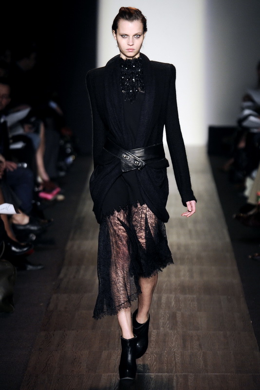 Max Azria Collection 09ﶬDƬ