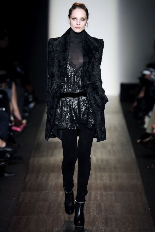 Max Azria Collection 09ﶬDƬ