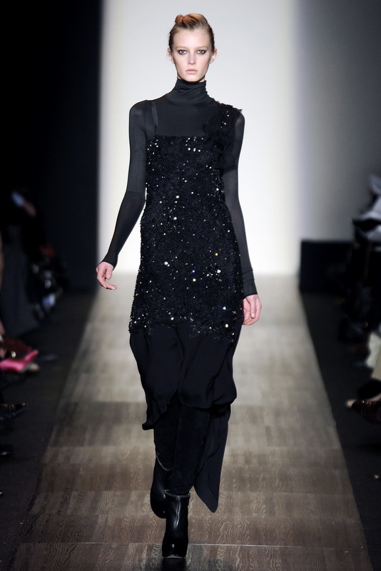 Max Azria Collection 09ﶬDƬ
