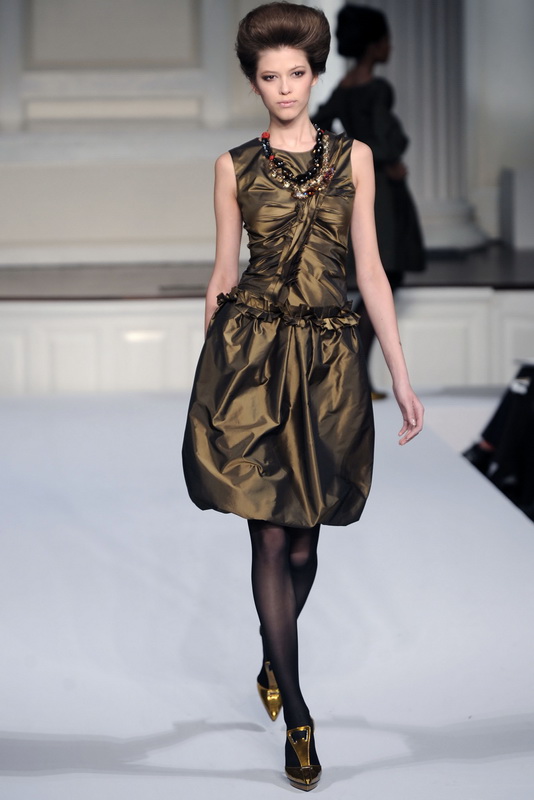 Oscar De La Renta 09ﶬDƬ