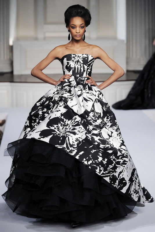 Oscar De La Renta 09ﶬDƬ