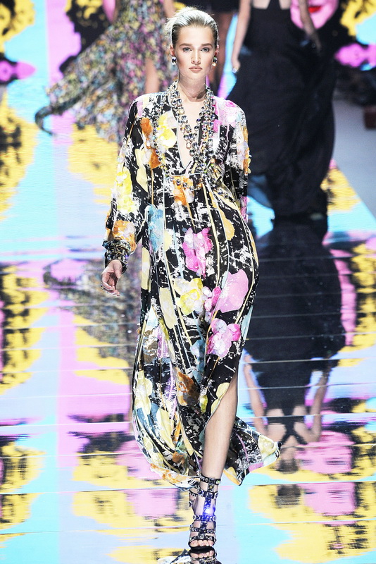 Blumarine 09ﶬDƬ
