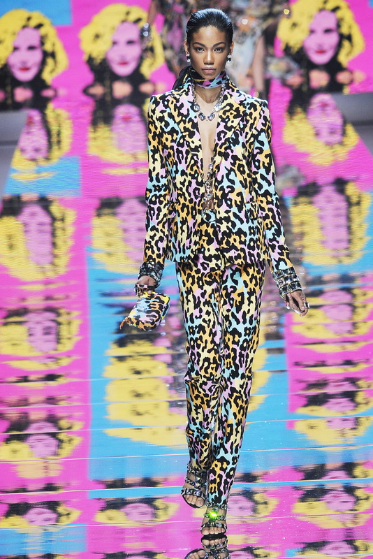 Blumarine 09ﶬDƬ