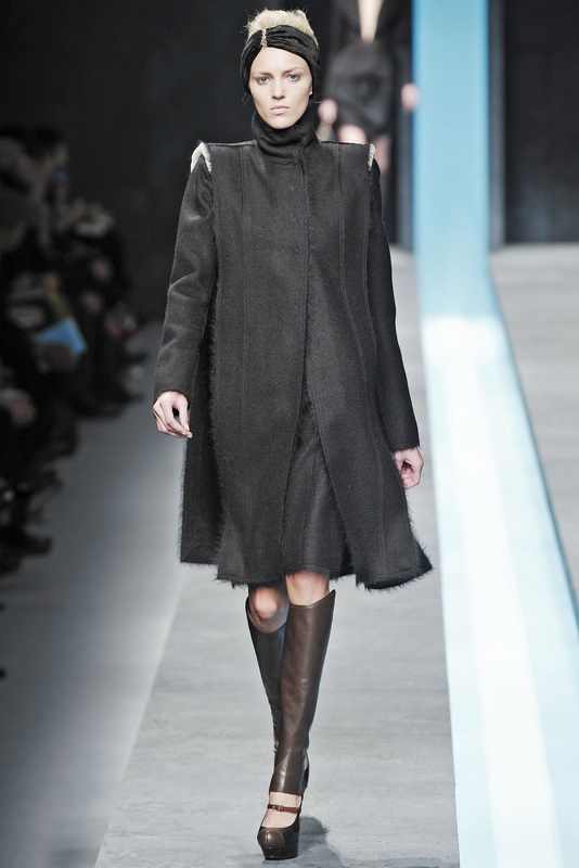 Fendi 09ﶬDƬ