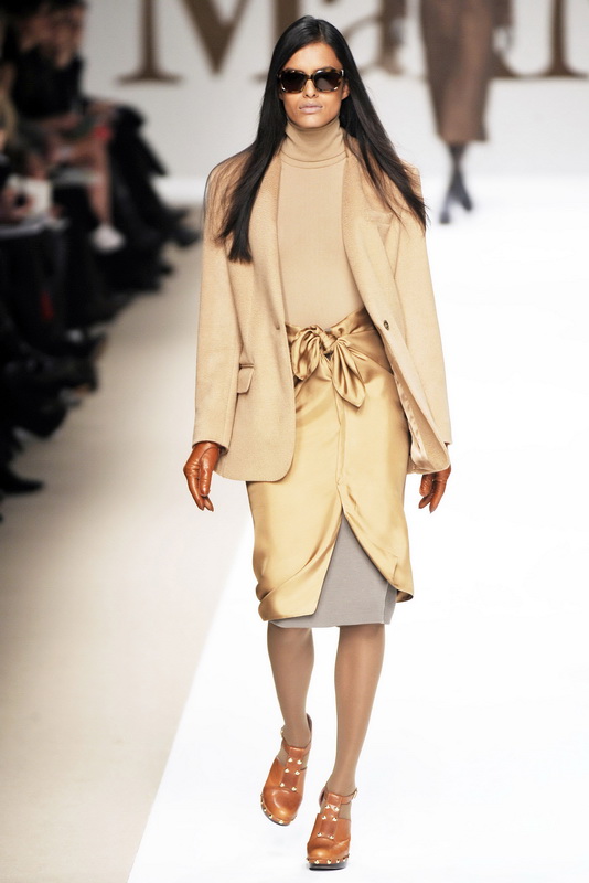 Maxmara 09ﶬDƬ