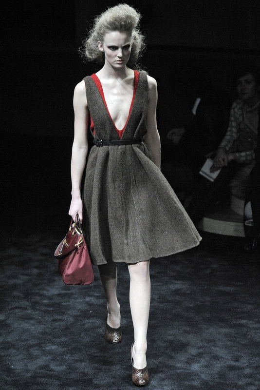 Prada 09ﶬDƬ