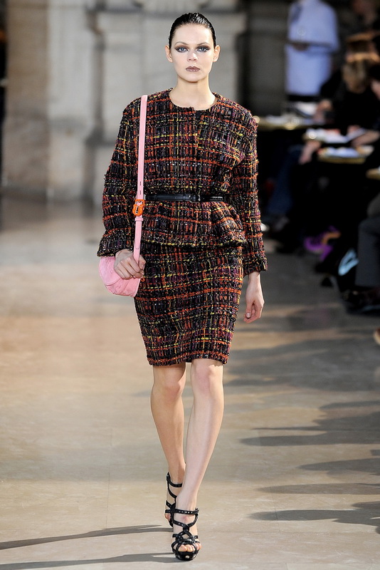 Loewe 09ﶬDƬ