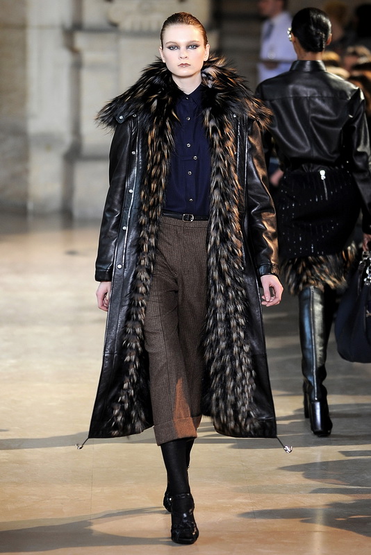 Loewe 09ﶬDƬ