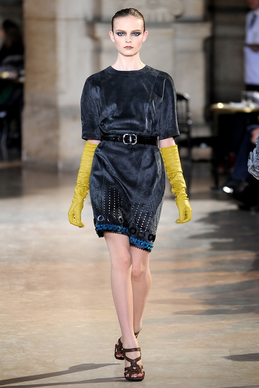 Loewe 09ﶬDƬ