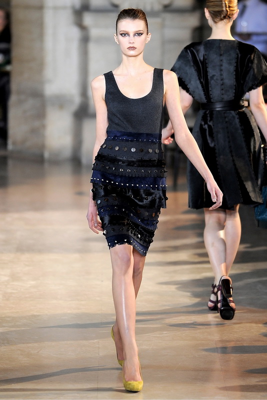 Loewe 09ﶬDƬ