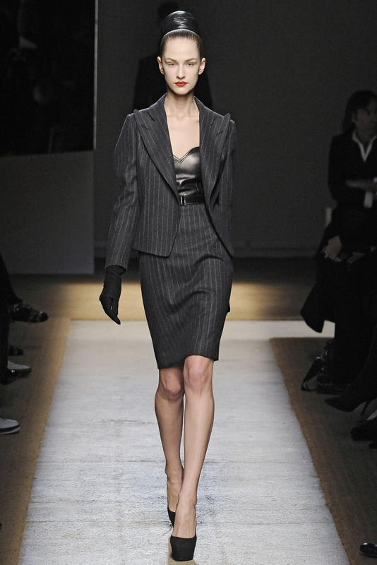 Yves Saint Laurent 09ﶬDƬ