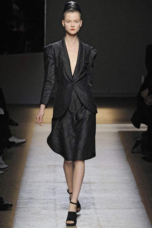 Yves Saint Laurent 09ﶬDƬ