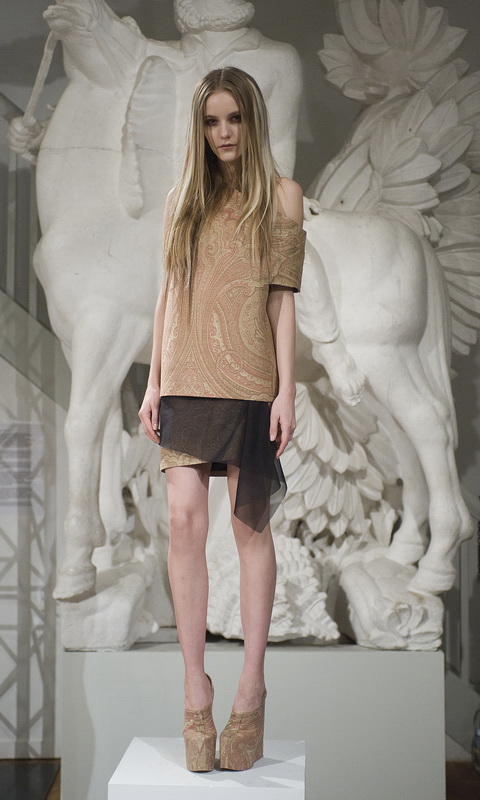  ACNE 09ﶬDƬ