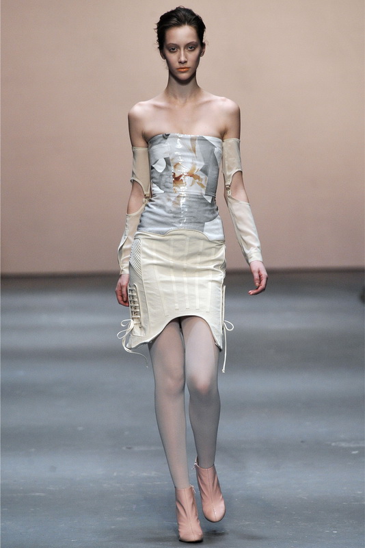 Richard Nicoll 09ﶬDƬ