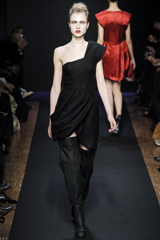 Costume National 09ﶬDƬ