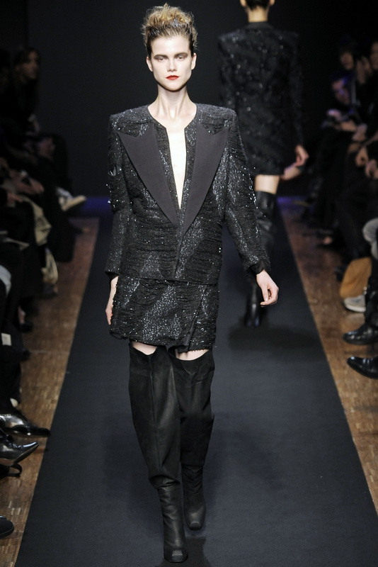 Costume National 09ﶬDƬ