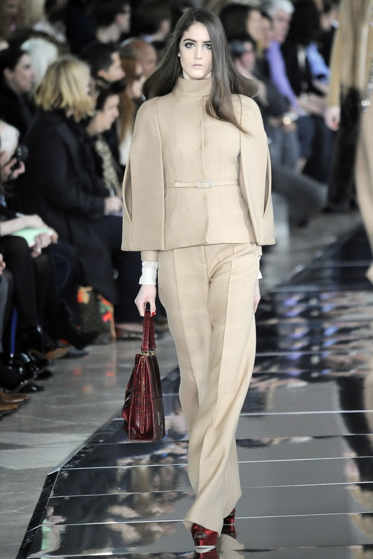 Valentino 09ﶬDƬ