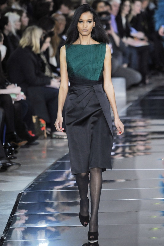 Valentino 09ﶬDƬ
