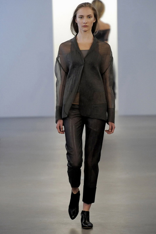 Calvin Klein 10ĸDƬ