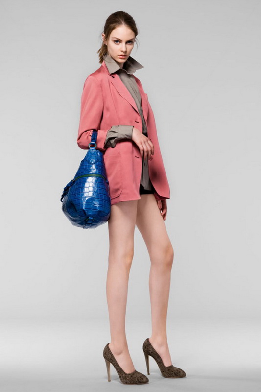 Moschino 10ĸDƬ